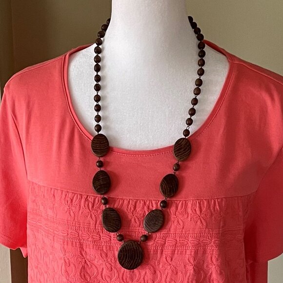 Lovely, Lightweight, Wooden Bead and Disc Necklace (Brown) - Picture 2 of 8